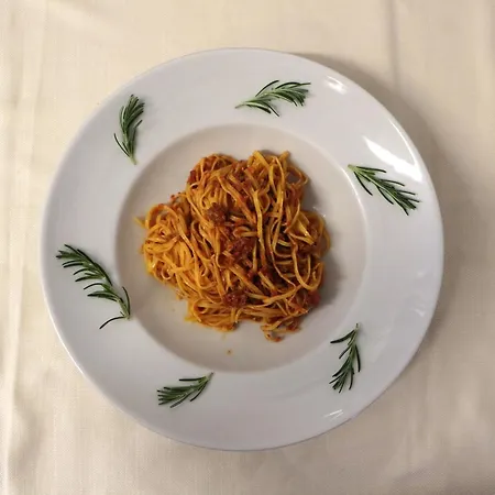 La Rosa Dei Vini Serralunga d'Alba